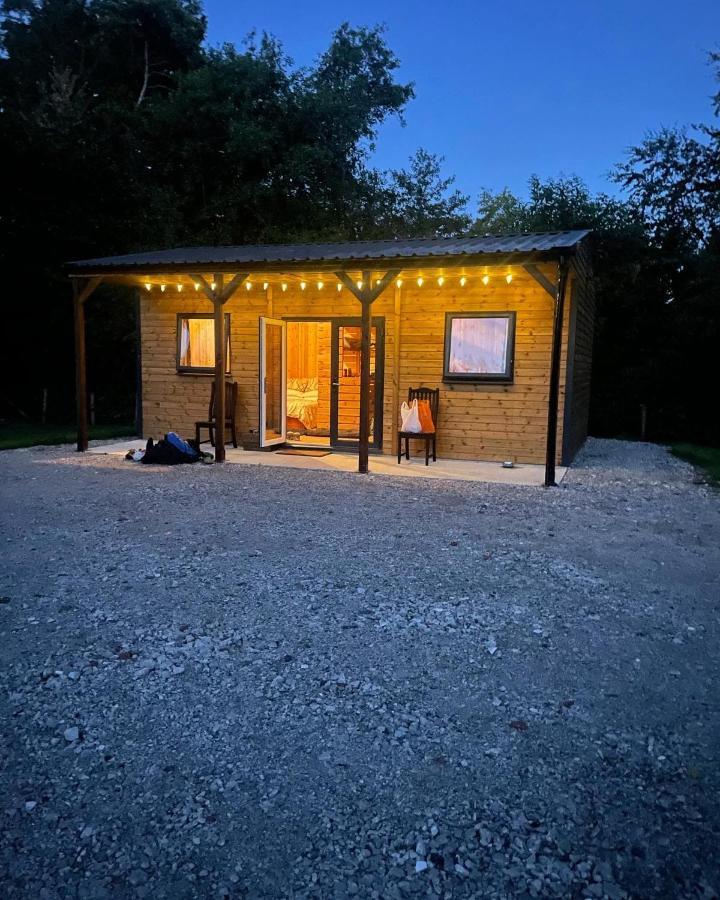 Kingfisher Cabin - Wild Escapes Wrenbury Off Grid Glamping - Ages 12 And Over Baddiley 外观 照片